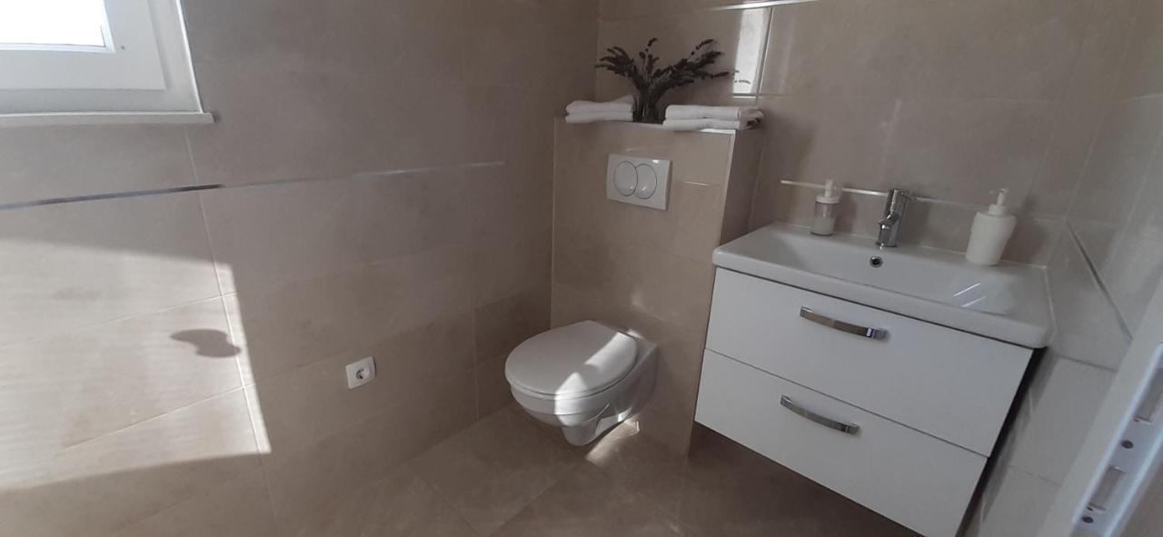 Apartmani Rita Slatine Kültér fotó