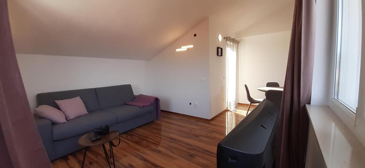 Apartmani Rita Slatine Kültér fotó
