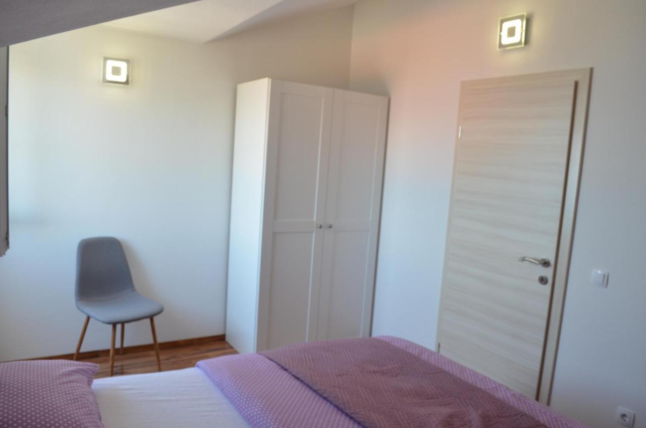 Apartmani Rita Slatine Kültér fotó