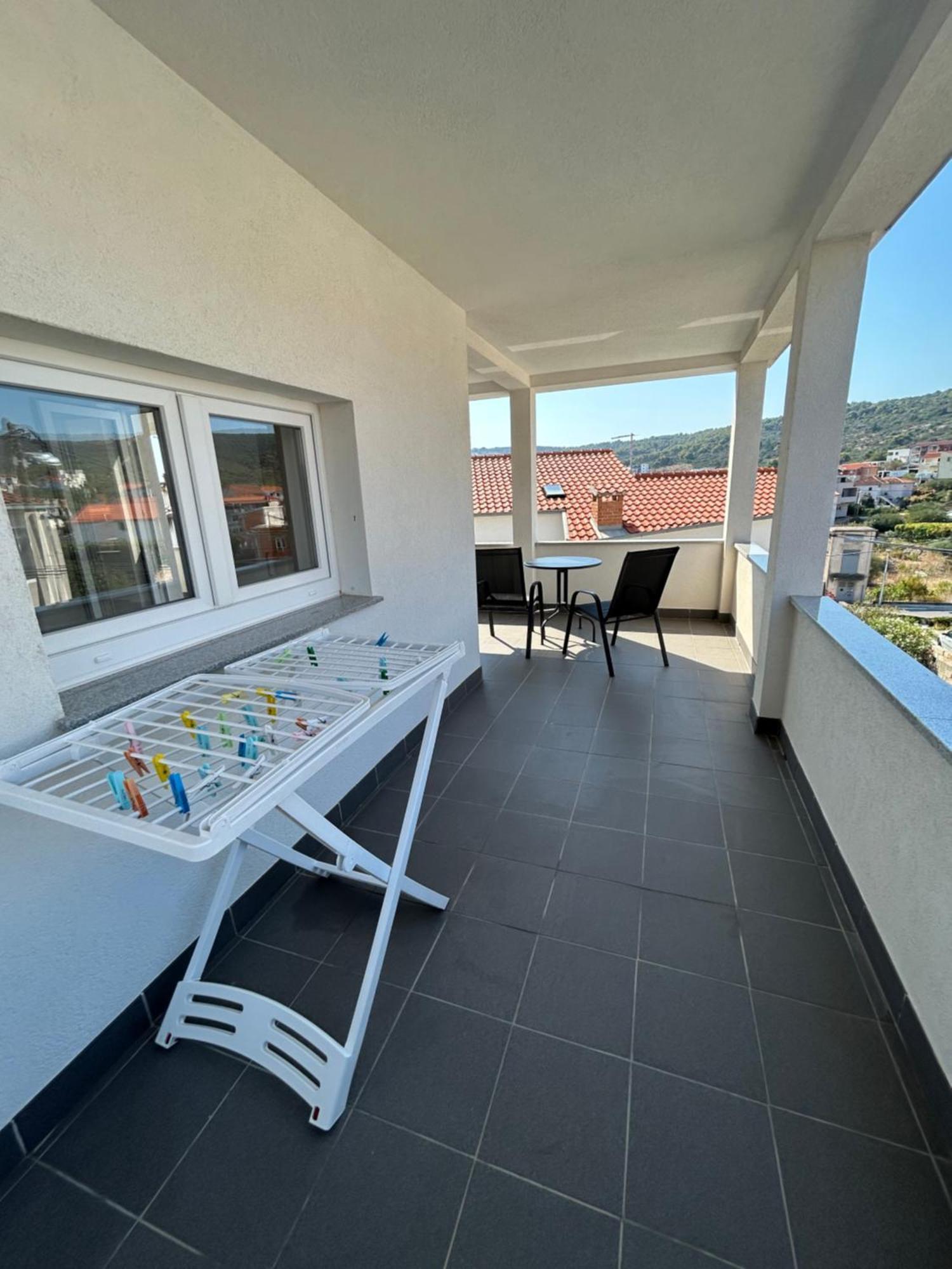 Apartmani Rita Slatine Kültér fotó
