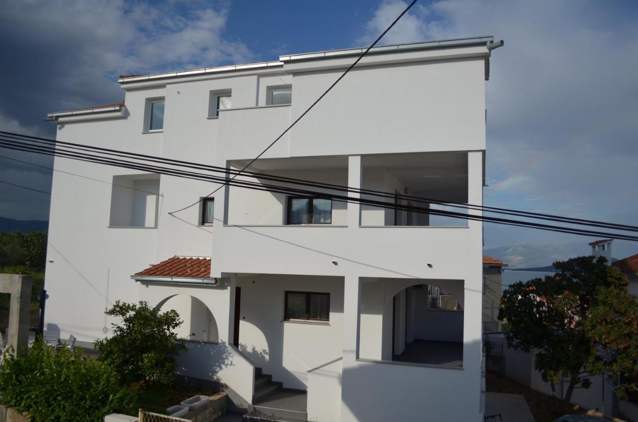 Apartmani Rita Slatine Kültér fotó